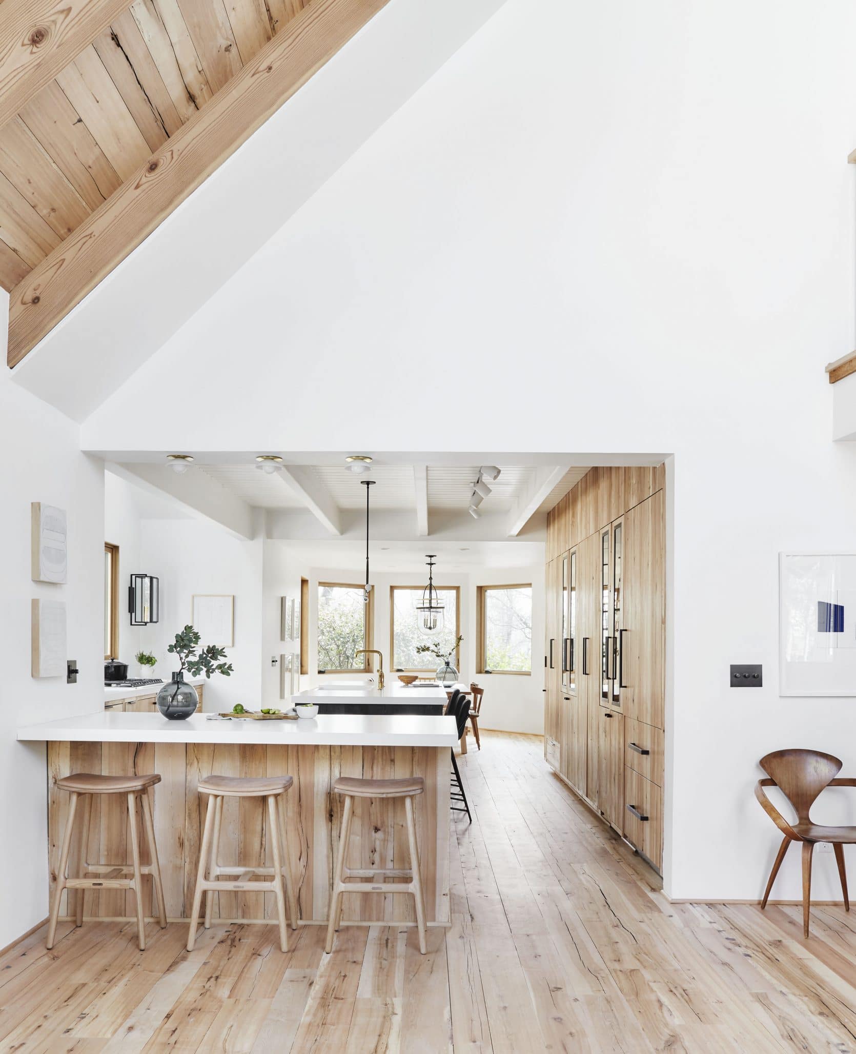 Wood and white kitchen designed by @em_henderson